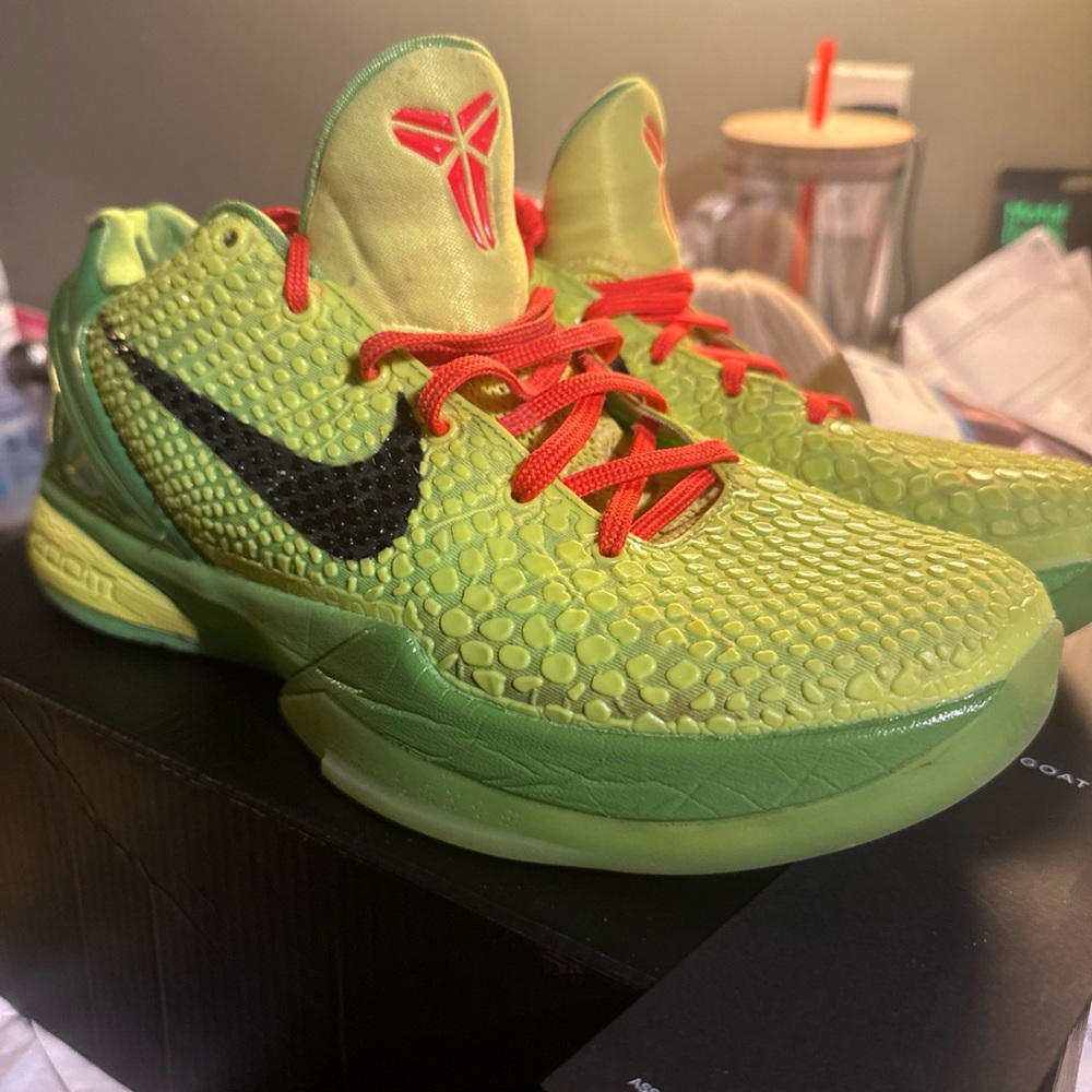Nike Kobe  GreenApple  Basketball Shoes